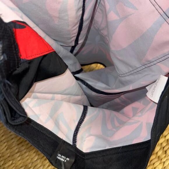 Boys Swim Trunks, NEW - Picture 5 of 5